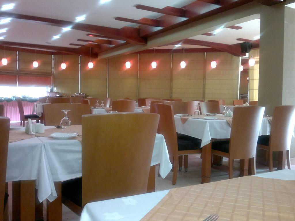 Verona Resorts Szardża Zewnętrze zdjęcie