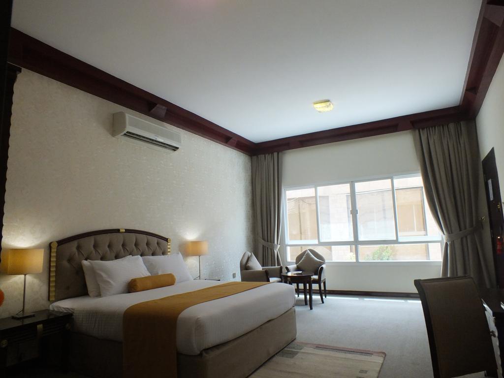Verona Resorts Szardża Zewnętrze zdjęcie