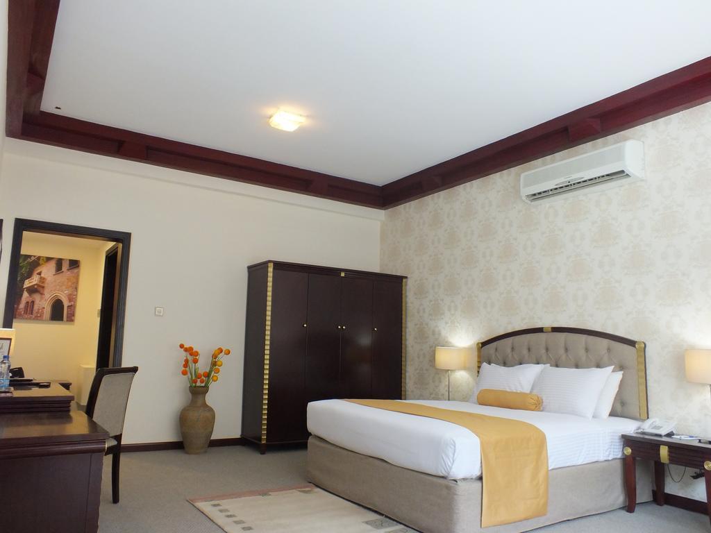 Verona Resorts Szardża Zewnętrze zdjęcie