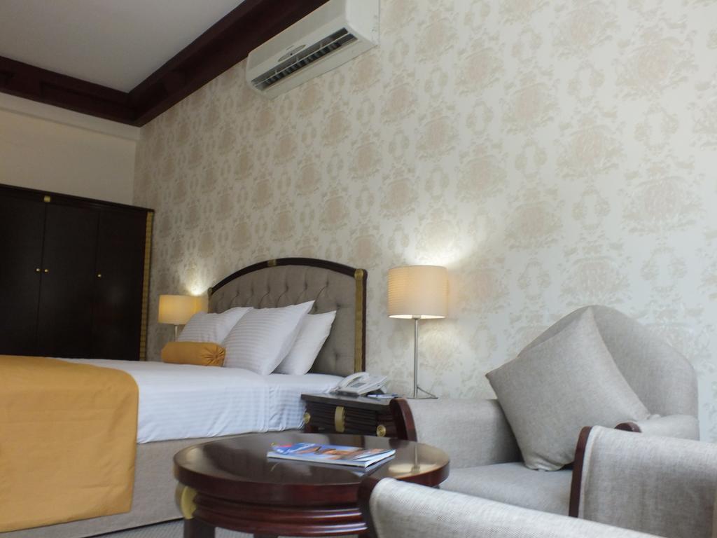 Verona Resorts Szardża Zewnętrze zdjęcie