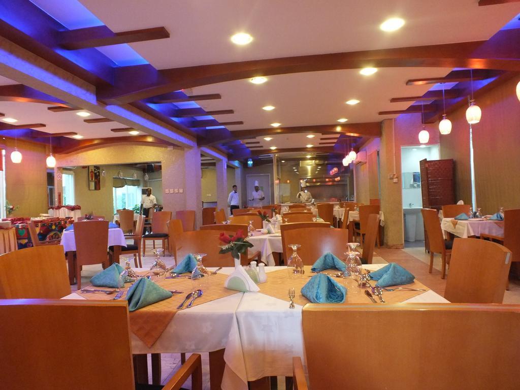 Verona Resorts Szardża Zewnętrze zdjęcie