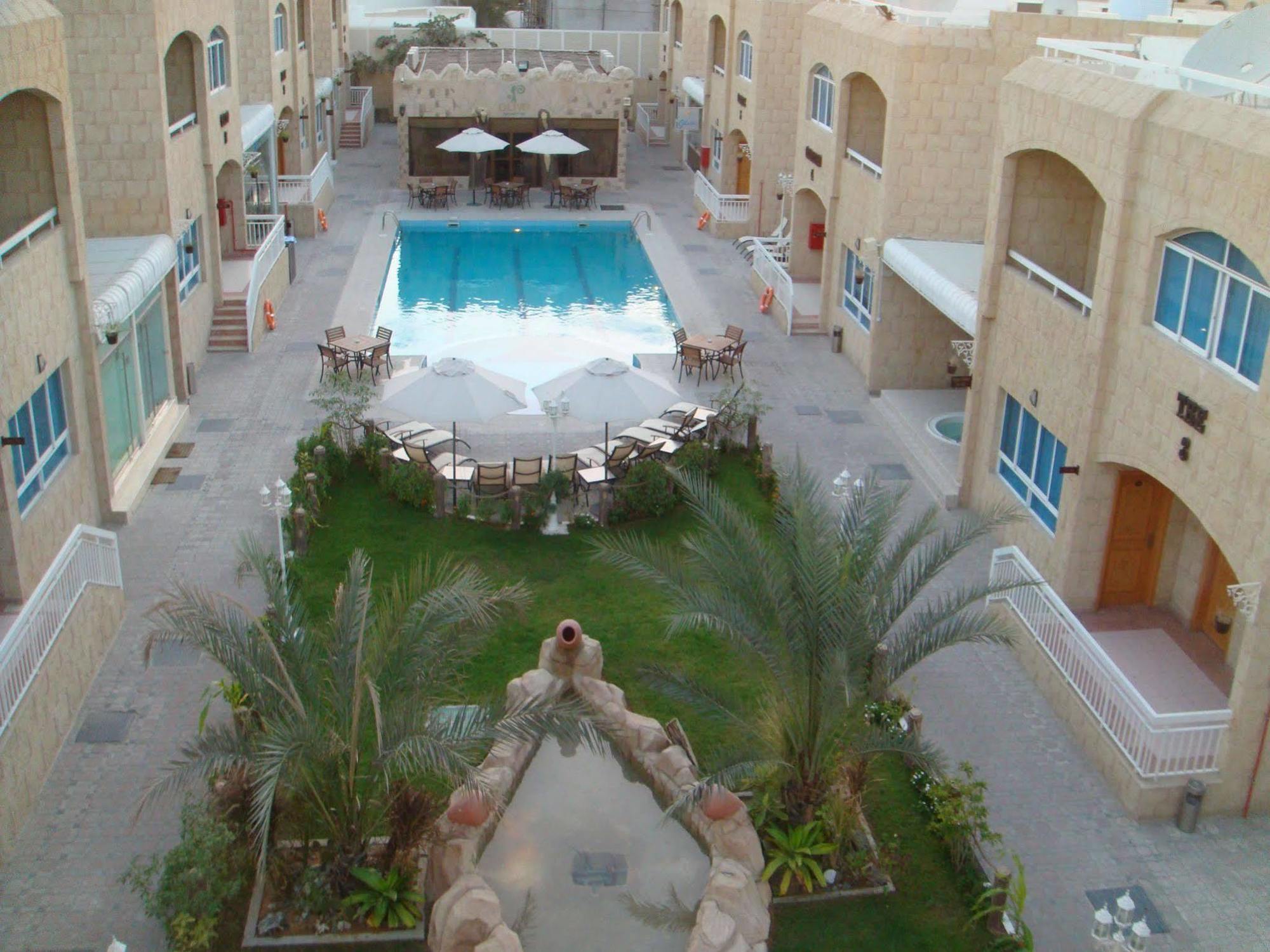 Verona Resorts Szardża Zewnętrze zdjęcie